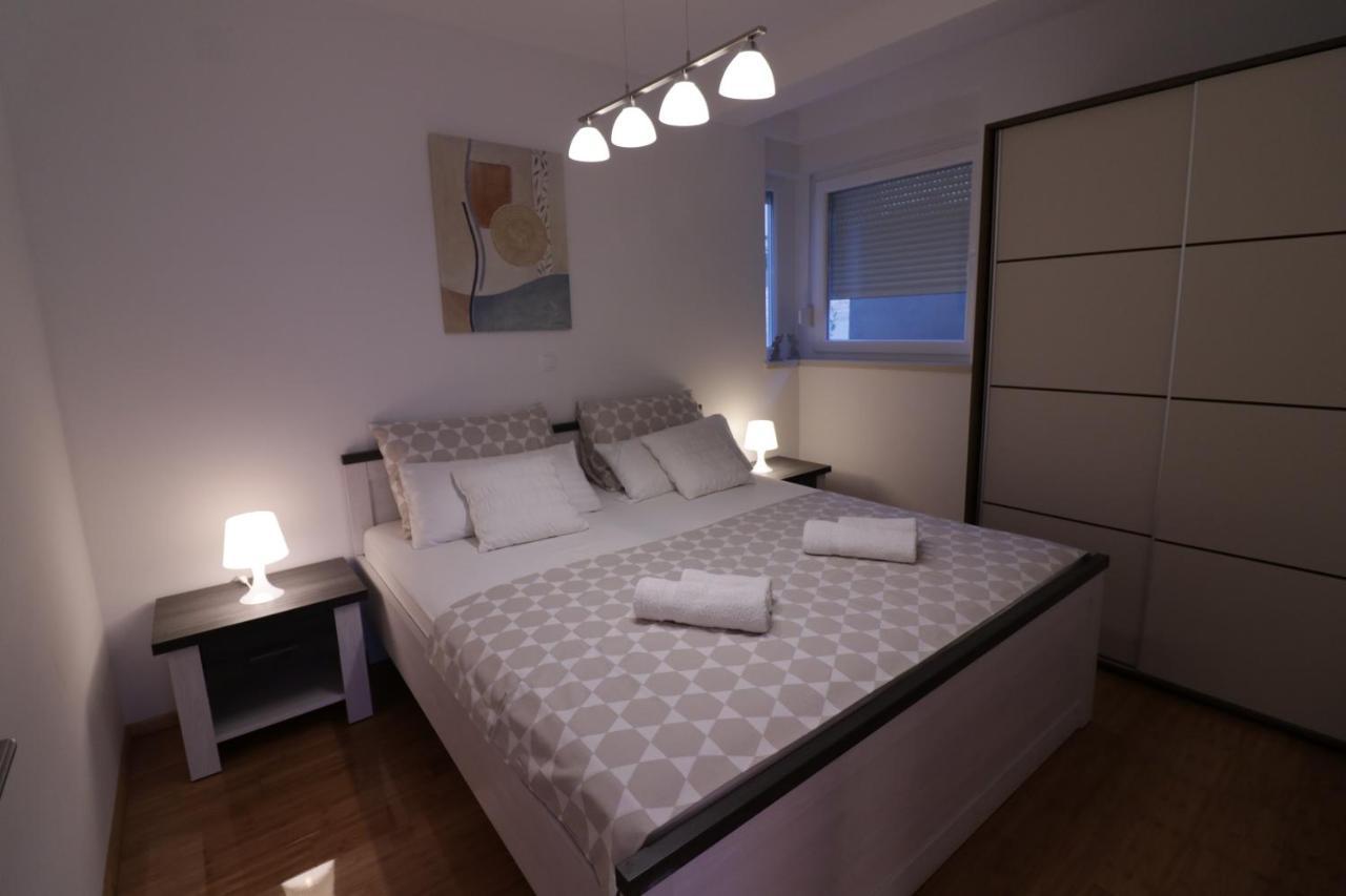 Apartments Tomana Novalja Zewnętrze zdjęcie