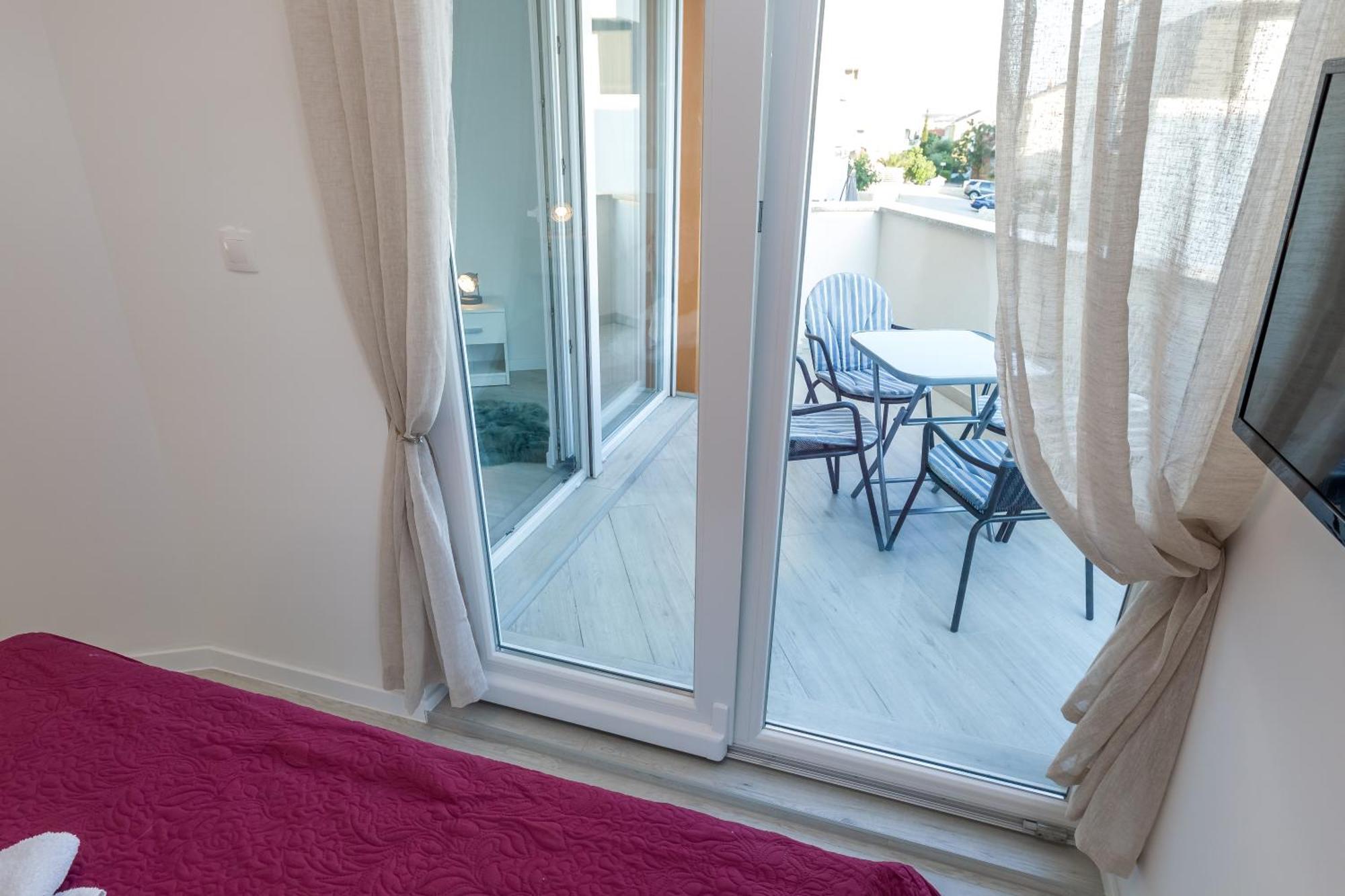 Apartments Tomana Novalja Pokój zdjęcie