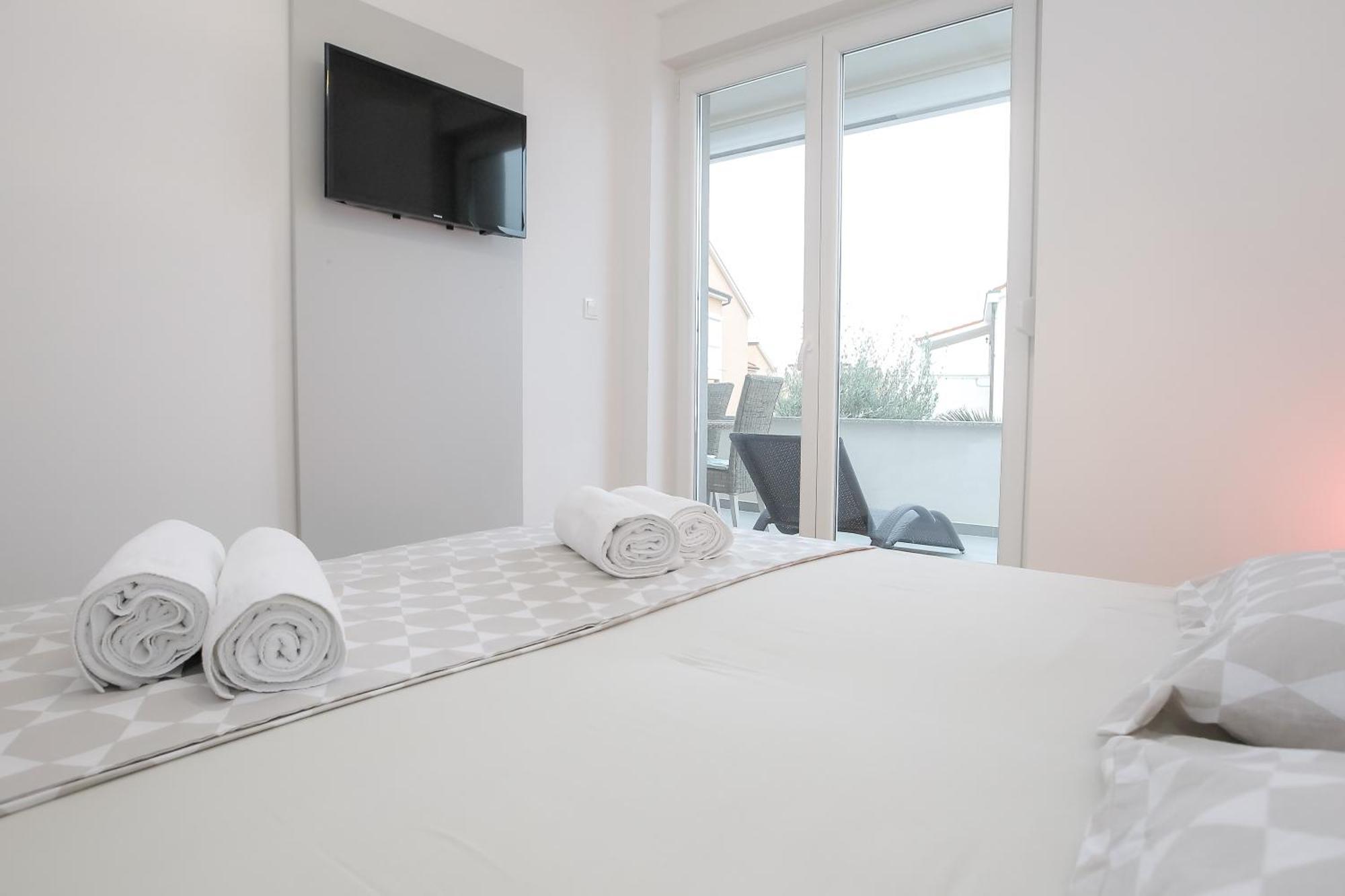 Apartments Tomana Novalja Pokój zdjęcie